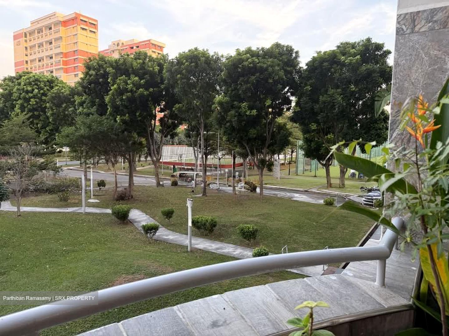 Blk 533 Hougang Avenue 6 (Hougang), HDB Executive #605400241